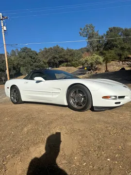 1998 Chevrolet Corvette Convertible 2D