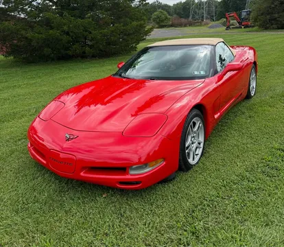 1998 Chevrolet Corvette Convertible 2D