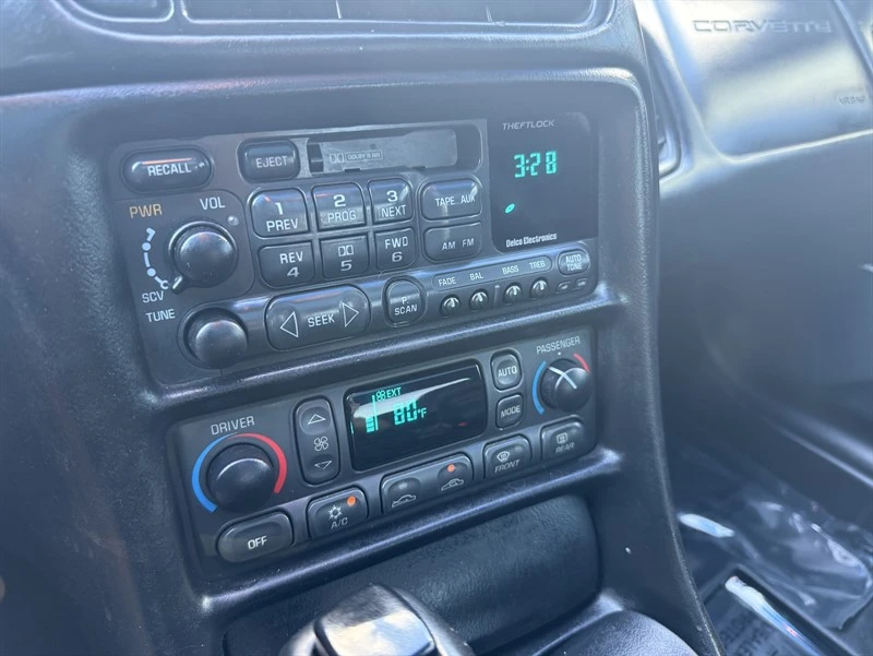 1998 Chevrolet Corvette C5 - Image 17 of 28