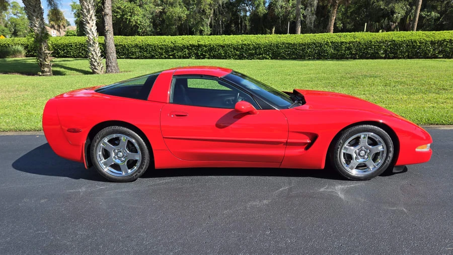 1998 Chevrolet Corvette C5 - Image 8 of 24