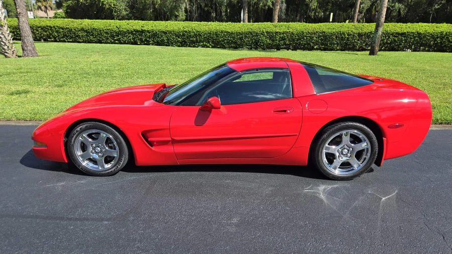 1998 Chevrolet Corvette C5 - Image 2 of 24