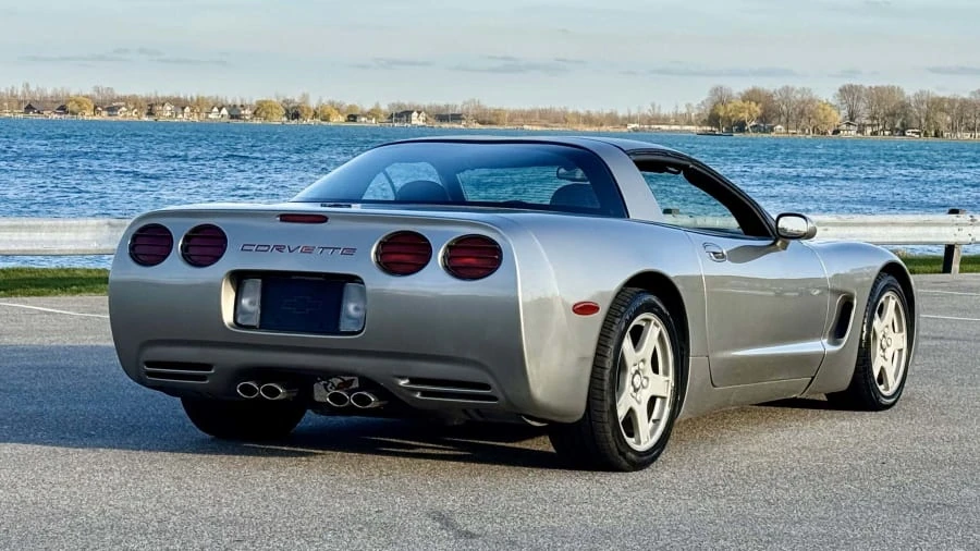 1998 Chevrolet Corvette C5 - Image 3 of 25