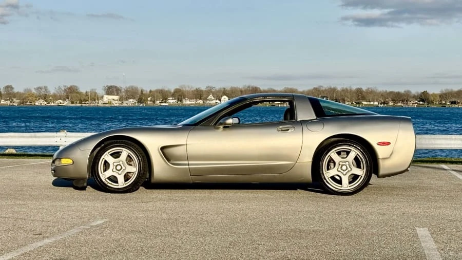 1998 Chevrolet Corvette C5 - Image 2 of 25