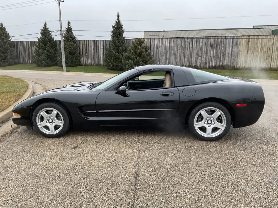 1998 Chevrolet Corvette C5 - Image 2 of 9