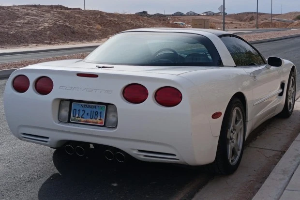 1998 Chevrolet Corvette C5 - Image 2 of 7