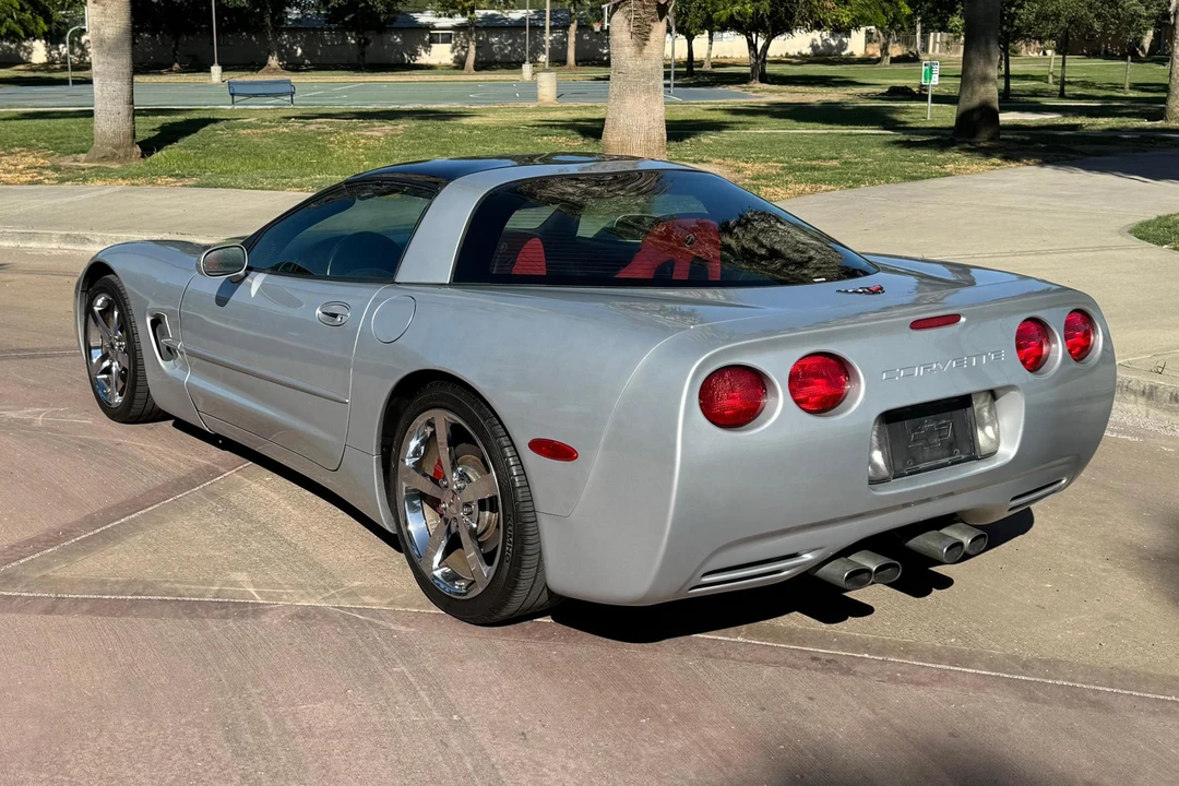 1998 Chevrolet Corvette C5 - Image 4 of 31