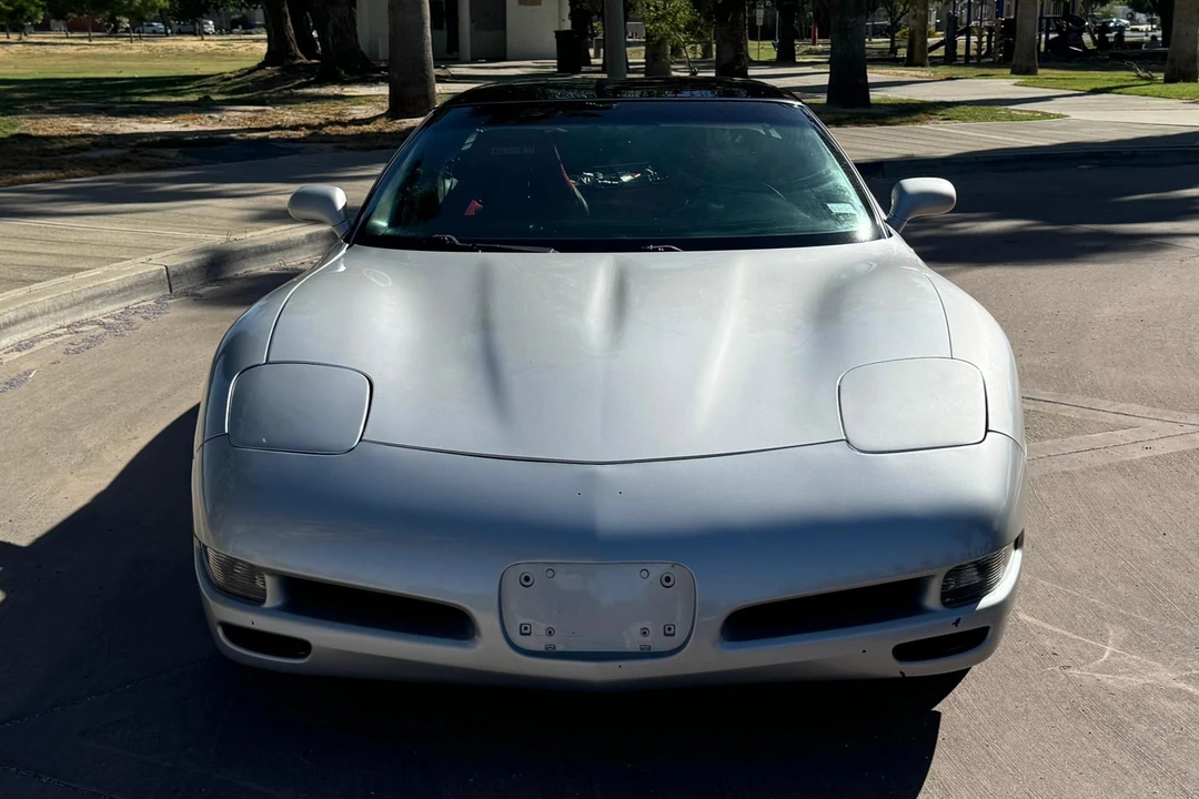 1998 Chevrolet Corvette C5 - Image 2 of 31