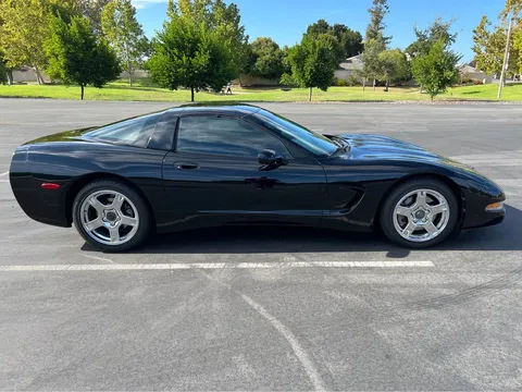 1998 Chevrolet Corvette C5 - Image 2 of 20