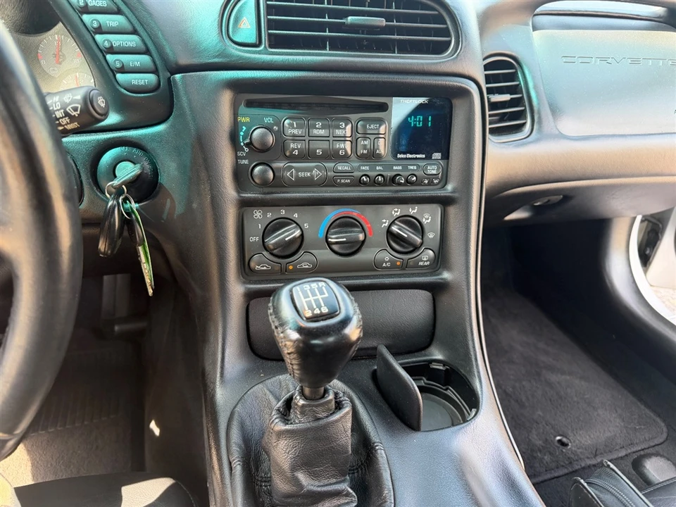 1998 Chevrolet Corvette C5 - Image 16 of 20