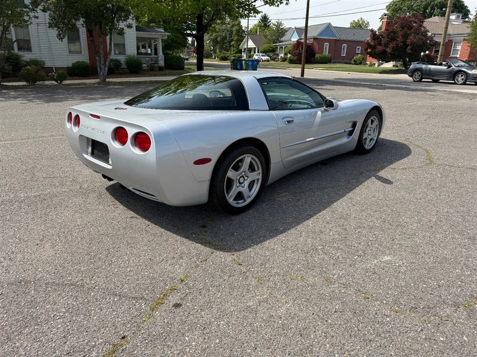 1998 Chevrolet Corvette C5 - Image 4 of 20