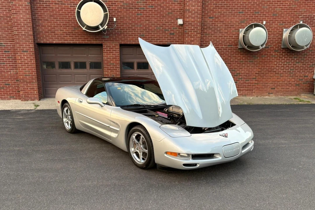 1998 Chevrolet Corvette C5 - Image 19 of 31