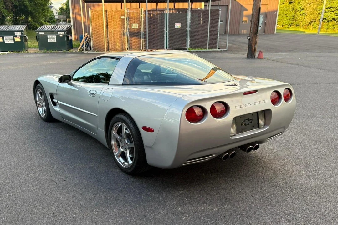 1998 Chevrolet Corvette C5 - Image 11 of 31