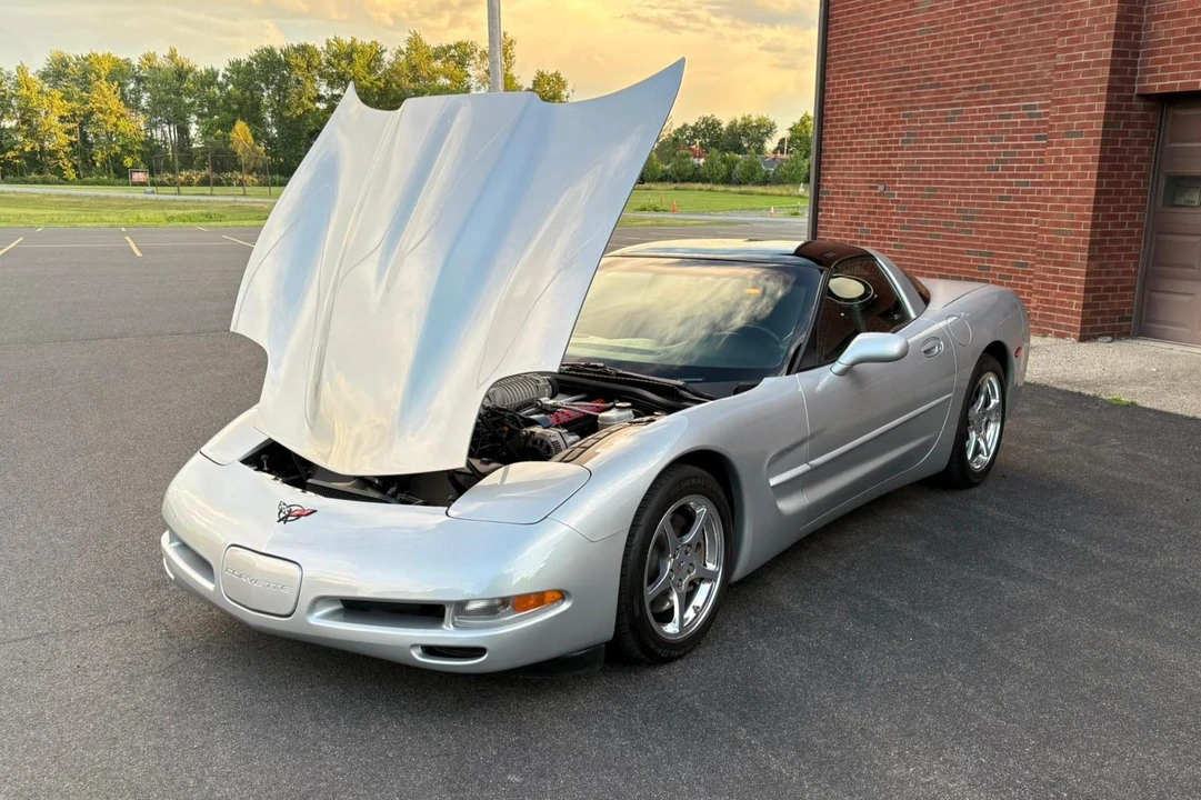 1998 Chevrolet Corvette C5 - Image 18 of 31