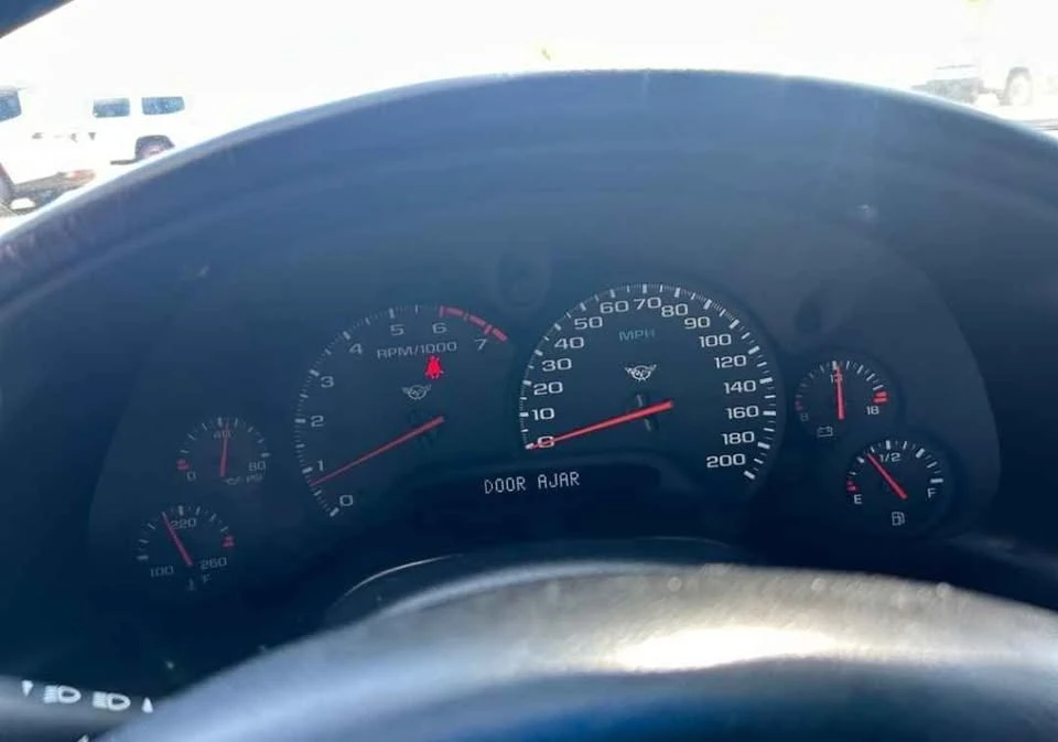 1998 Chevrolet Corvette C5 - Image 4 of 11