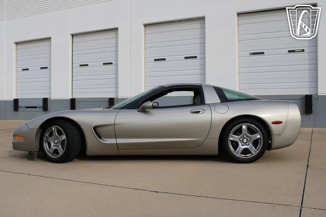 1998 Chevrolet Corvette C5 - Image 9 of 12