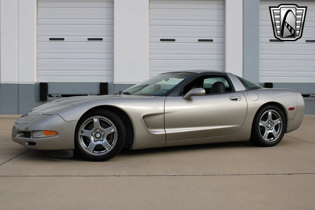 1998 Chevrolet Corvette C5 - Image 3 of 21