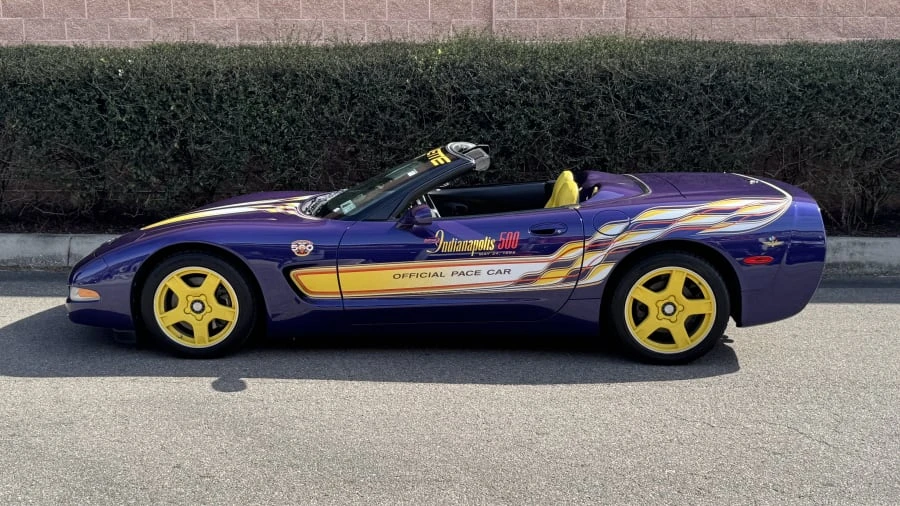 1998 Chevrolet Corvette C5 - Image 2 of 13