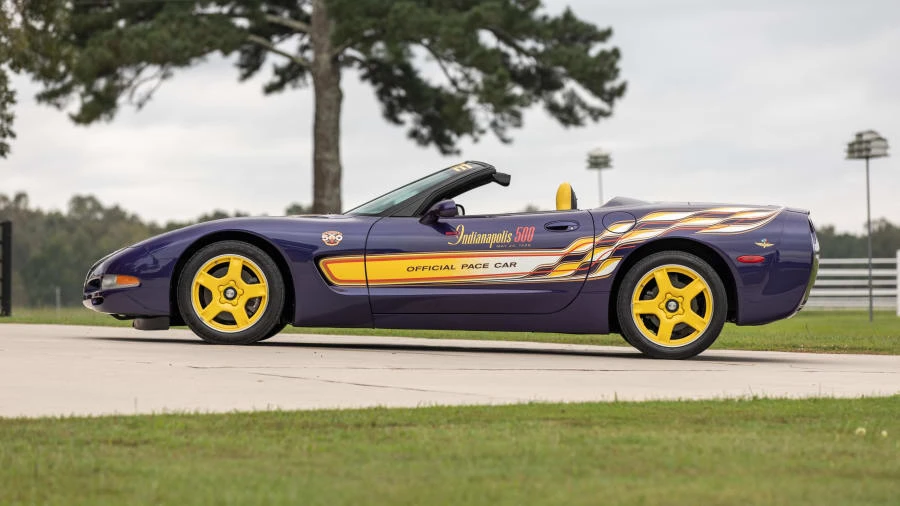 1998 Chevrolet Corvette C5 - Image 2 of 31