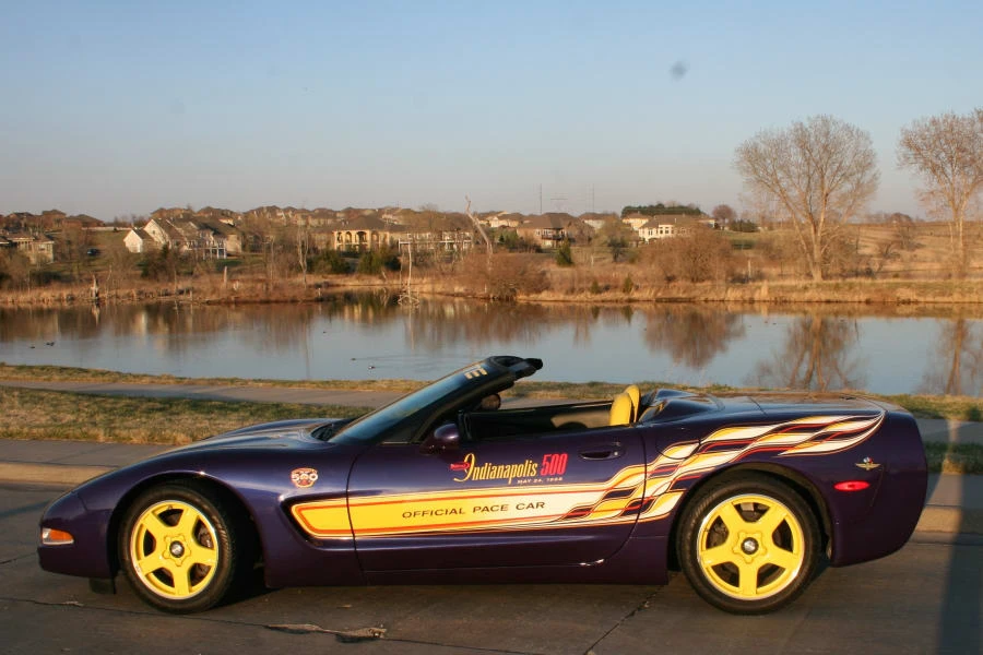 1998 Chevrolet Corvette C5 - Image 2 of 8