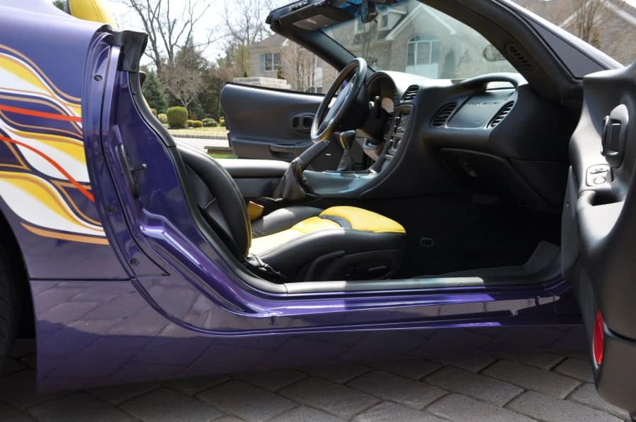 1998 Chevrolet Corvette C5 - Image 2 of 2
