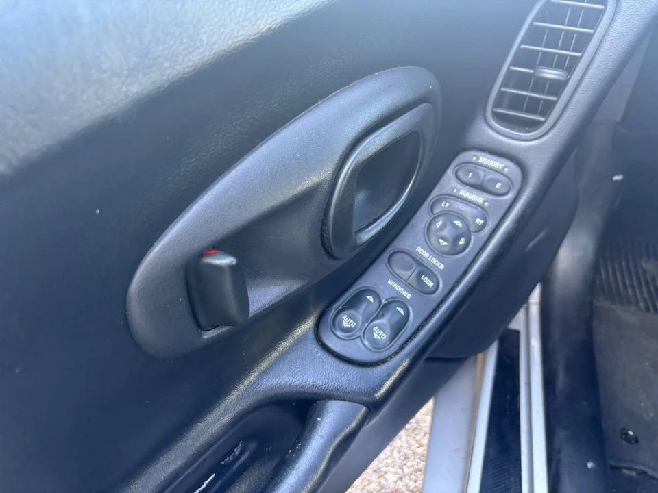 1998 Chevrolet Corvette C5 - Image 14 of 15