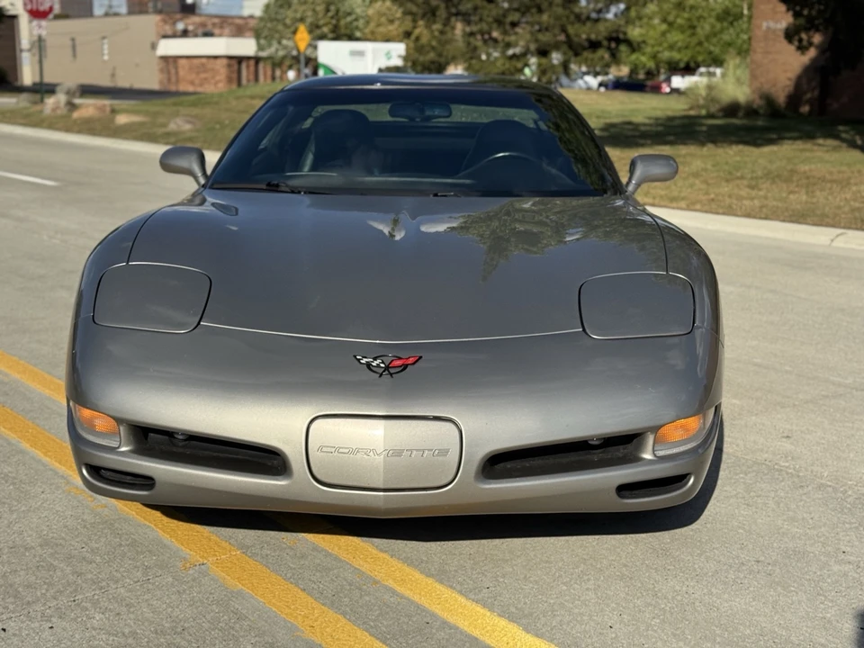 1998 Chevrolet Corvette C5 - Image 8 of 21