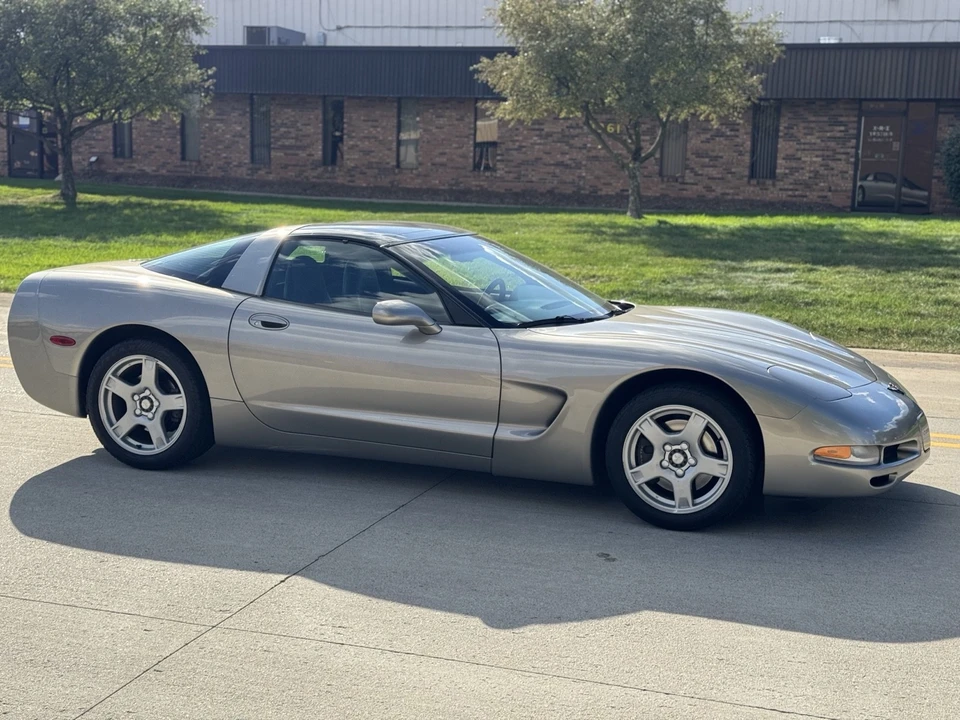 1998 Chevrolet Corvette C5 - Image 13 of 21