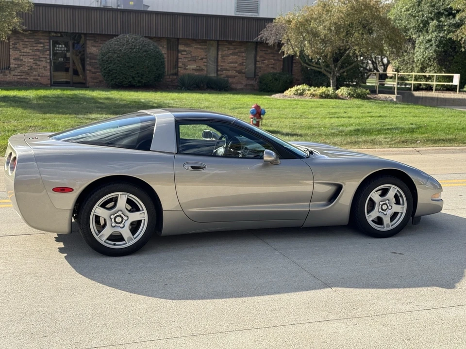 1998 Chevrolet Corvette C5 - Image 12 of 21