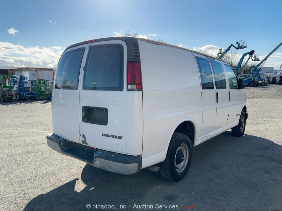 1998 Chevrolet Express - Image 4 of 12