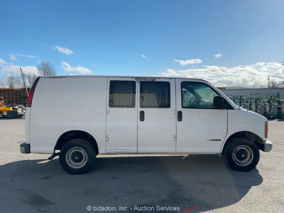 1998 Chevrolet Express - Image 6 of 12
