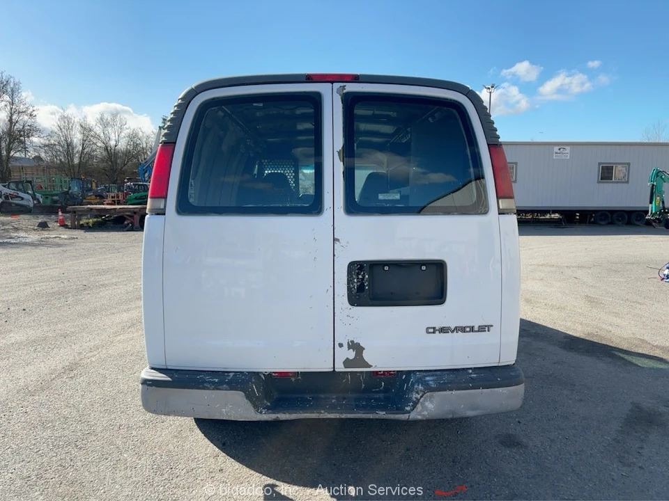 1998 Chevrolet Express - Image 8 of 12
