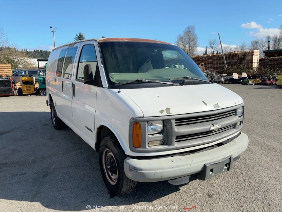 1998 Chevrolet Express - Image 2 of 12