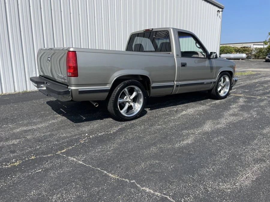 1998 Chevrolet C/K 4th Gen - Image 5 of 12