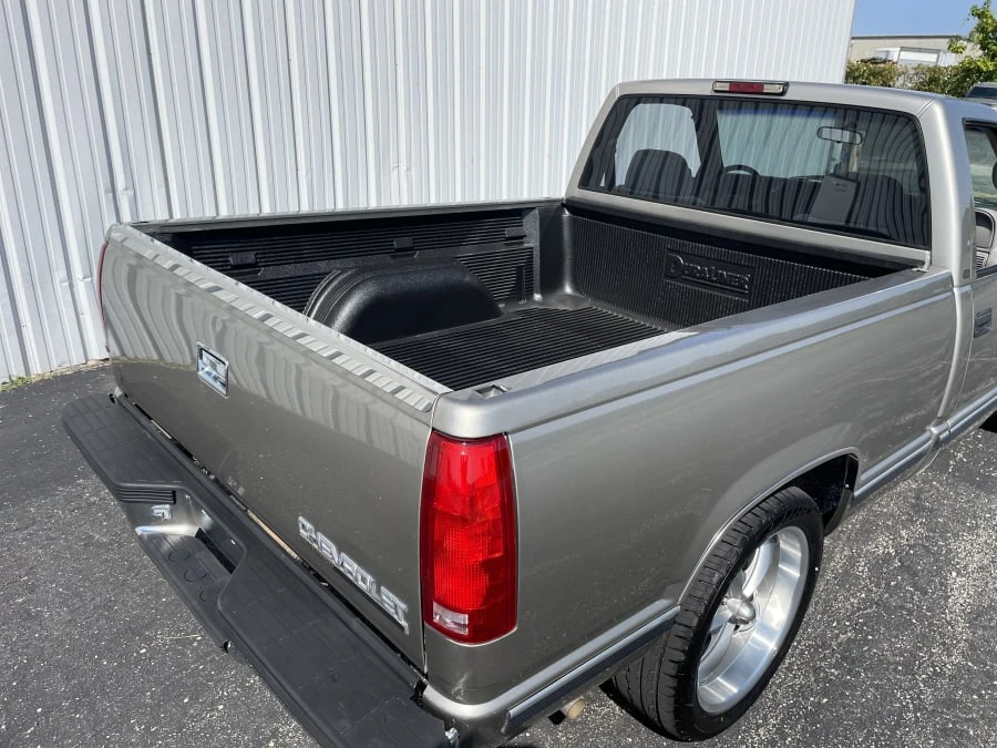 1998 Chevrolet C/K 4th Gen - Image 8 of 12