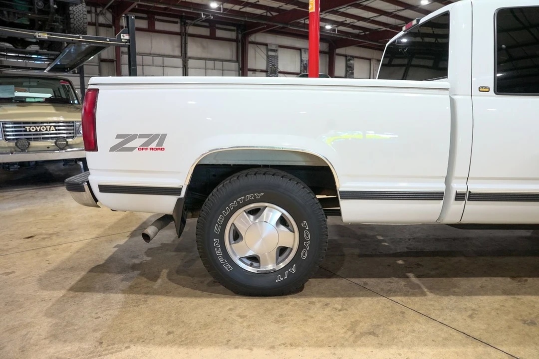1998 Chevrolet C/K 4th Gen - Image 9 of 31