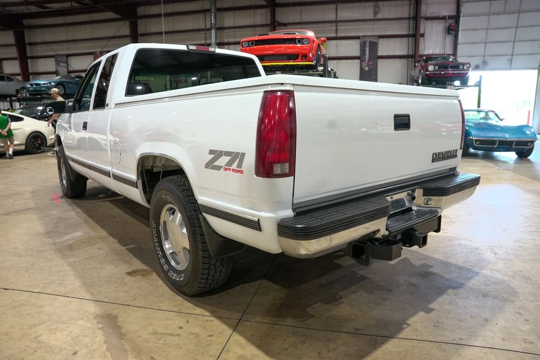 1998 Chevrolet C/K 4th Gen - Image 6 of 31
