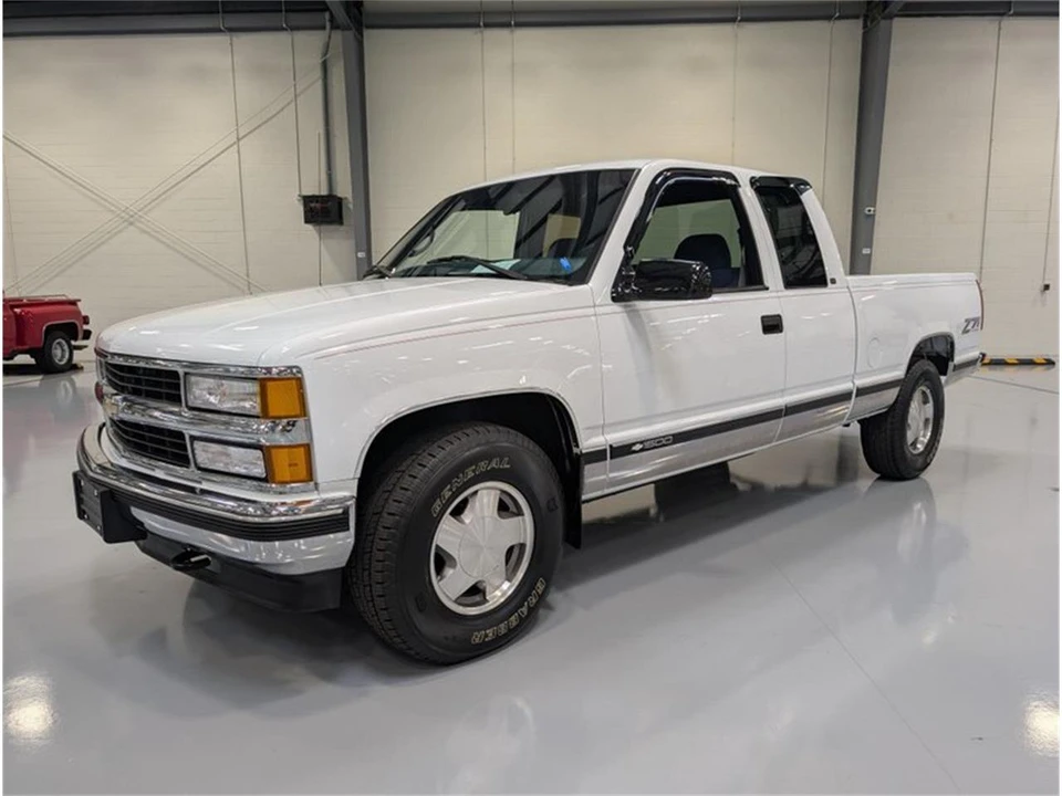 1998 Chevrolet C/K 4th Gen - Image 2 of 17