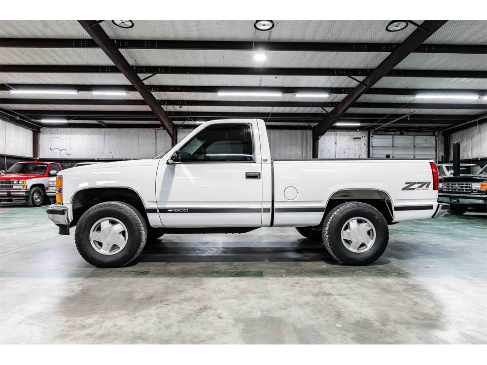 1998 Chevrolet C/K 4th Gen - Image 2 of 21