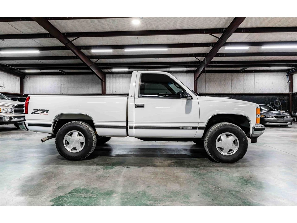 1998 Chevrolet C/K 4th Gen - Image 6 of 21