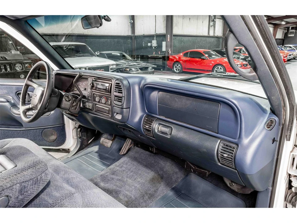 1998 Chevrolet C/K 4th Gen - Image 17 of 21