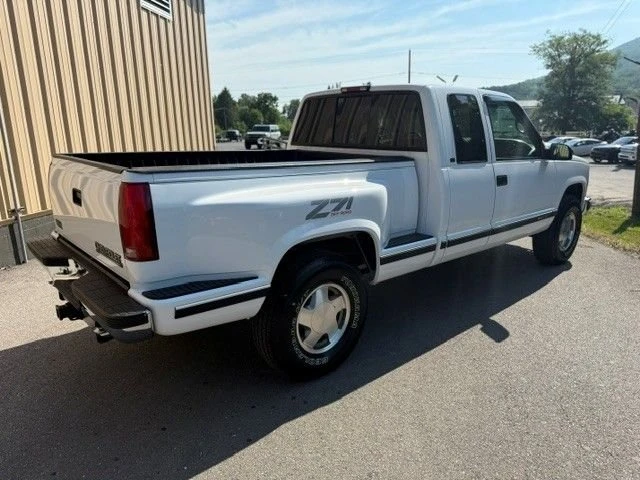 1998 Chevrolet C/K 4th Gen - Image 4 of 31