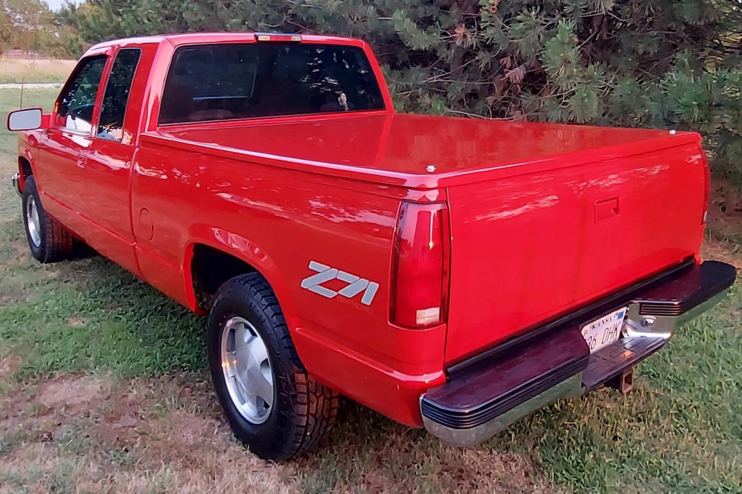1998 Chevrolet C/K 4th Gen - Image 4 of 31