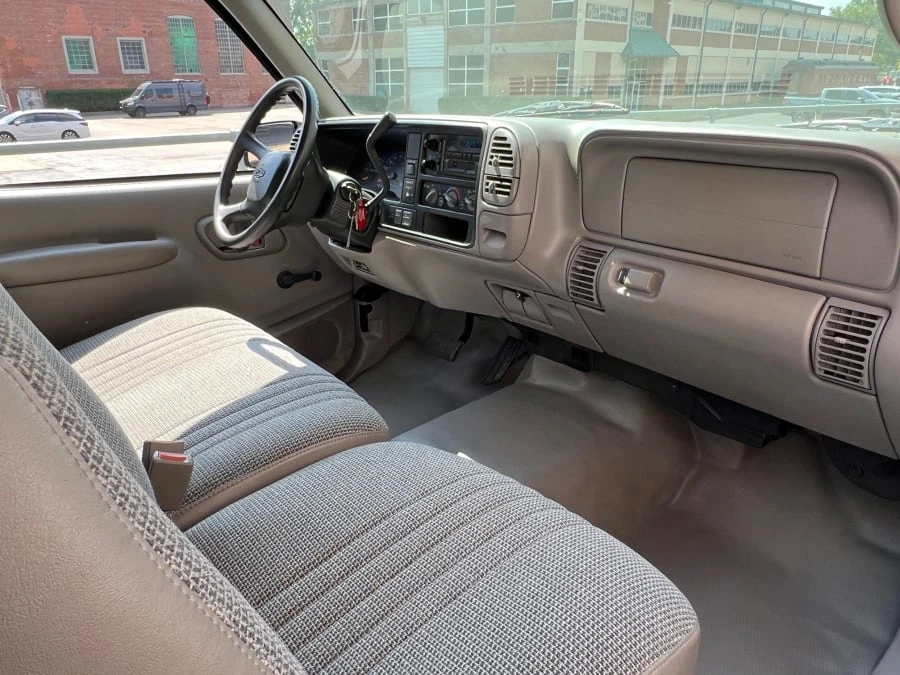 1998 Chevrolet C/K 4th Gen - Image 6 of 9