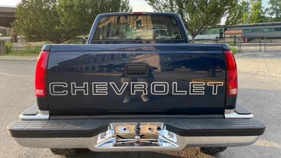 1998 Chevrolet C/K 4th Gen - Image 5 of 17
