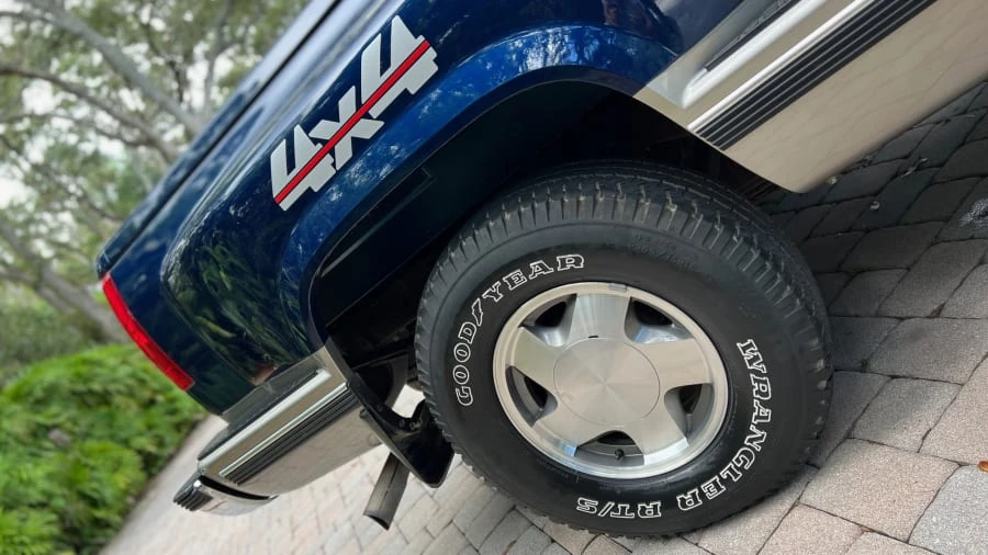 1998 Chevrolet C/K 4th Gen - Image 17 of 22
