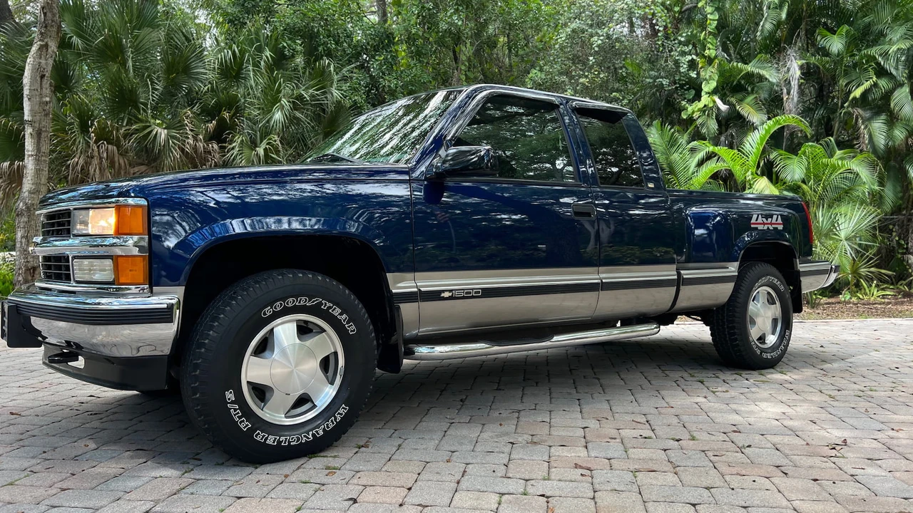 1998 Chevrolet C/K 4th Gen - Image 18 of 21