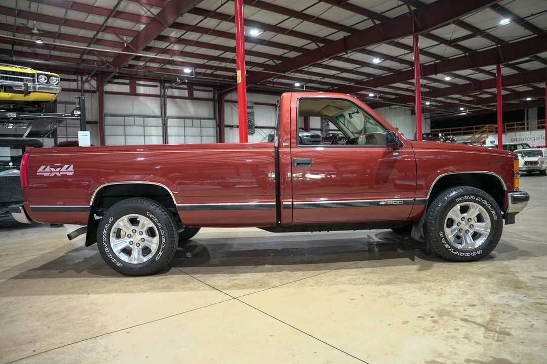 1998 Chevrolet C/K 4th Gen - Image 10 of 12