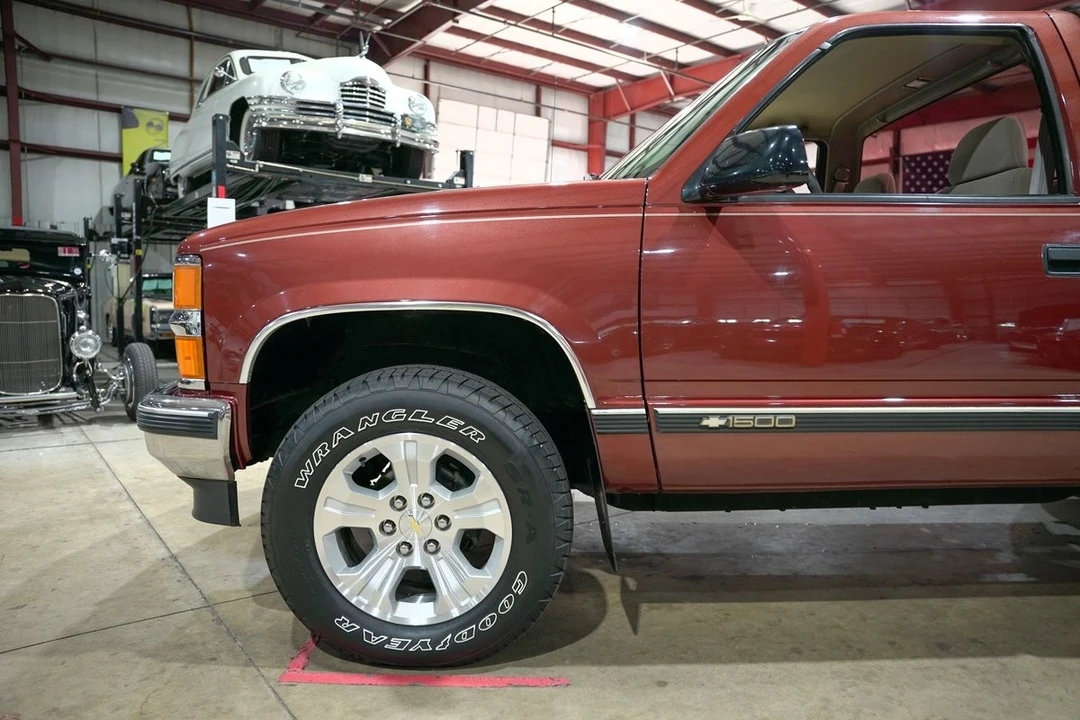 1998 Chevrolet C/K 4th Gen - Image 3 of 12