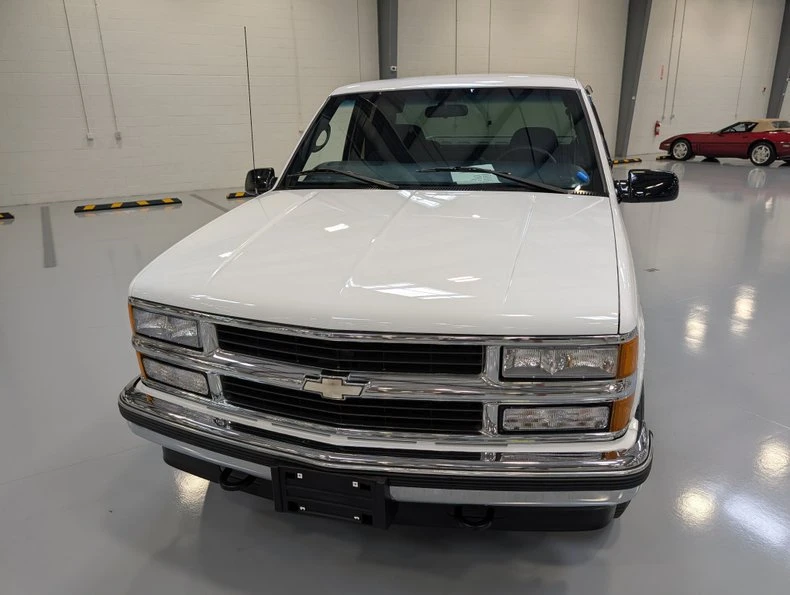 1998 Chevrolet C/K 4th Gen - Image 10 of 17