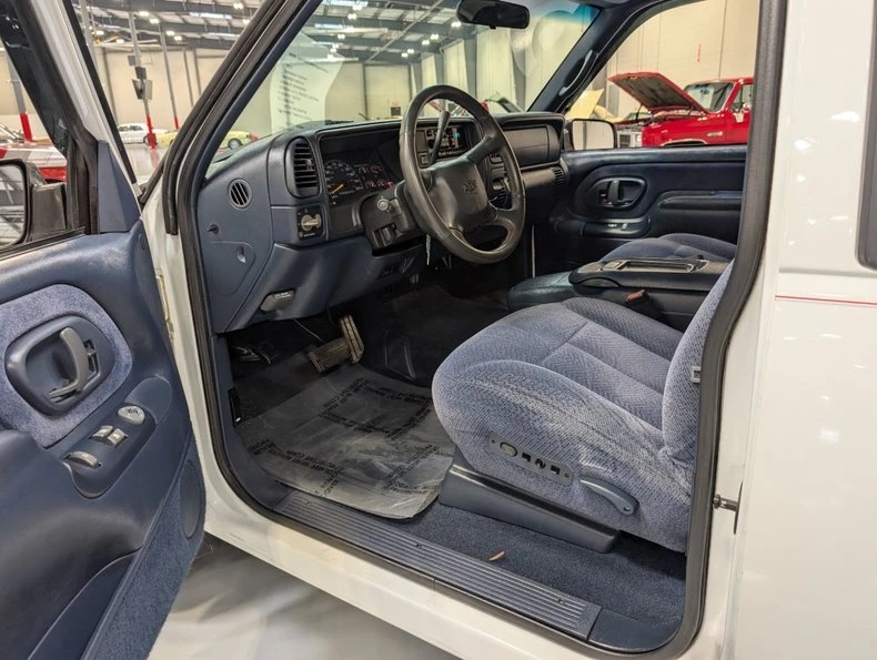 1998 Chevrolet C/K 4th Gen - Image 11 of 17